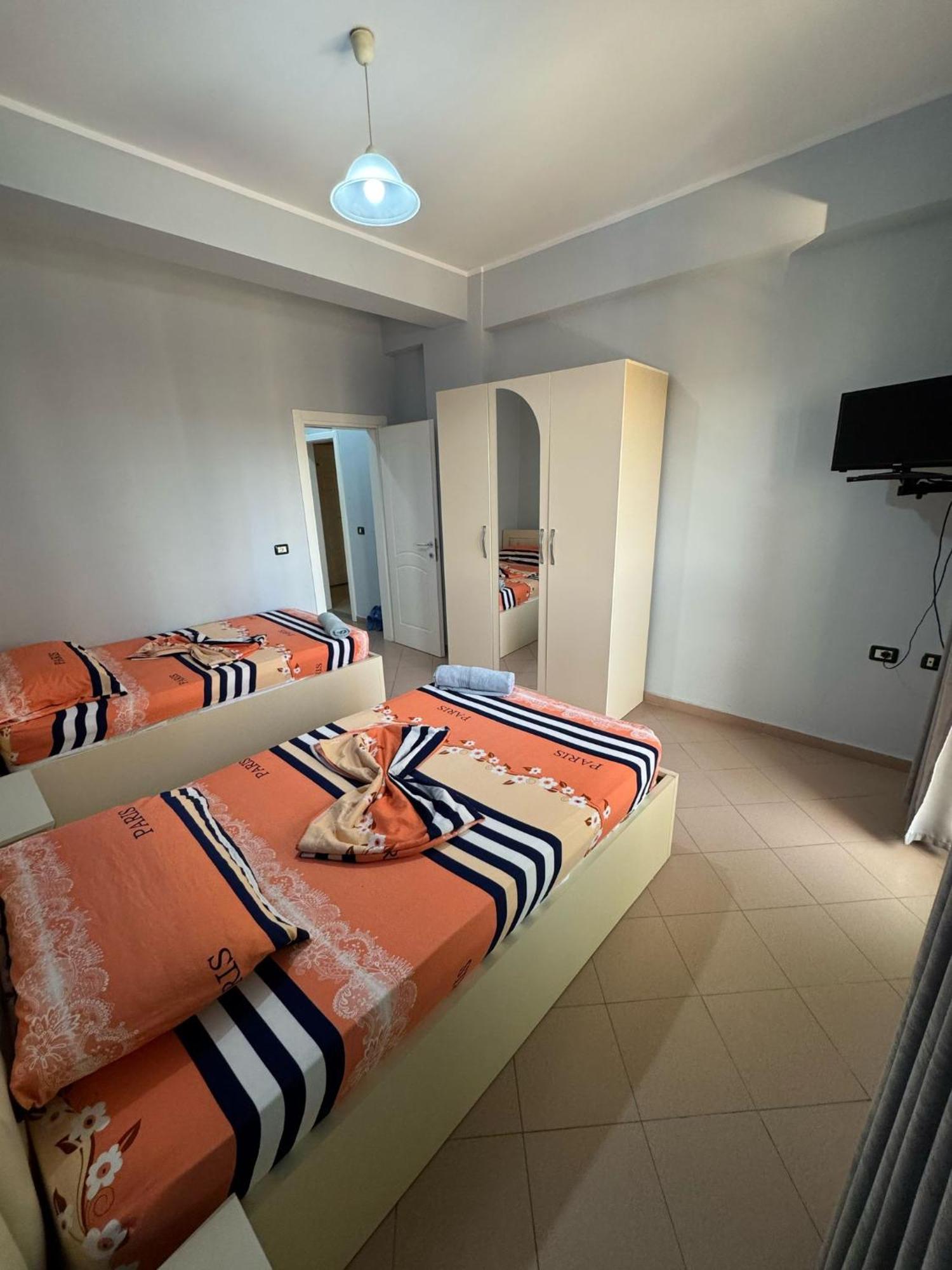 Hotel Europa เลเจอ ภายนอก รูปภาพ