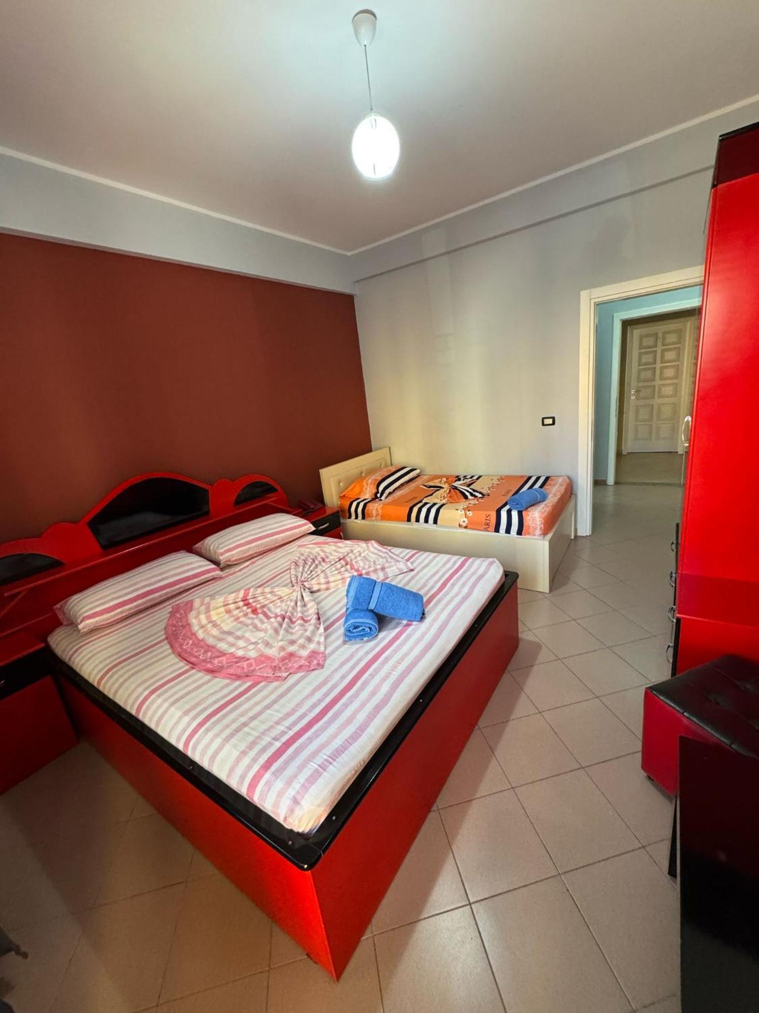 Hotel Europa เลเจอ ภายนอก รูปภาพ