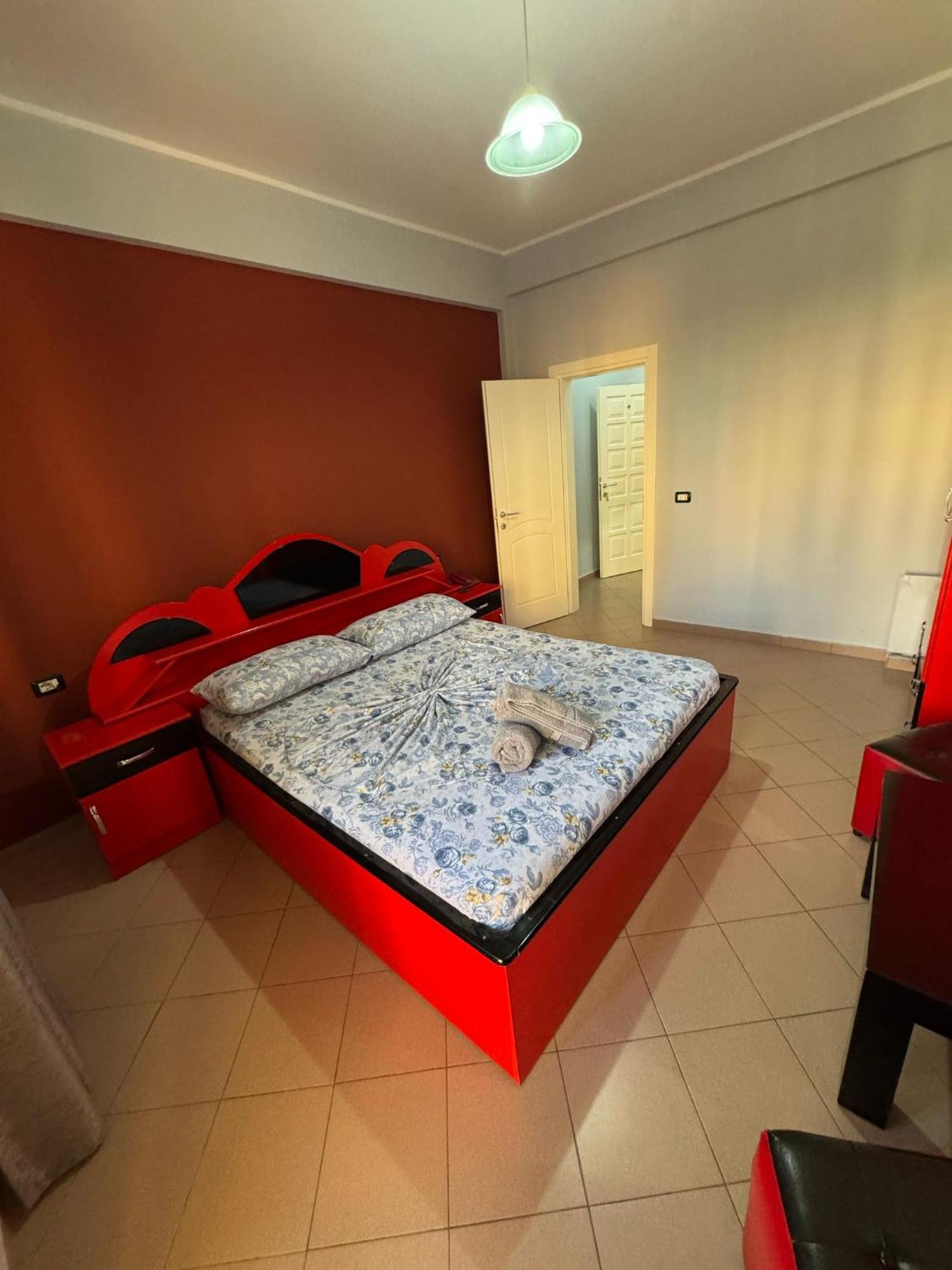 Hotel Europa เลเจอ ภายนอก รูปภาพ